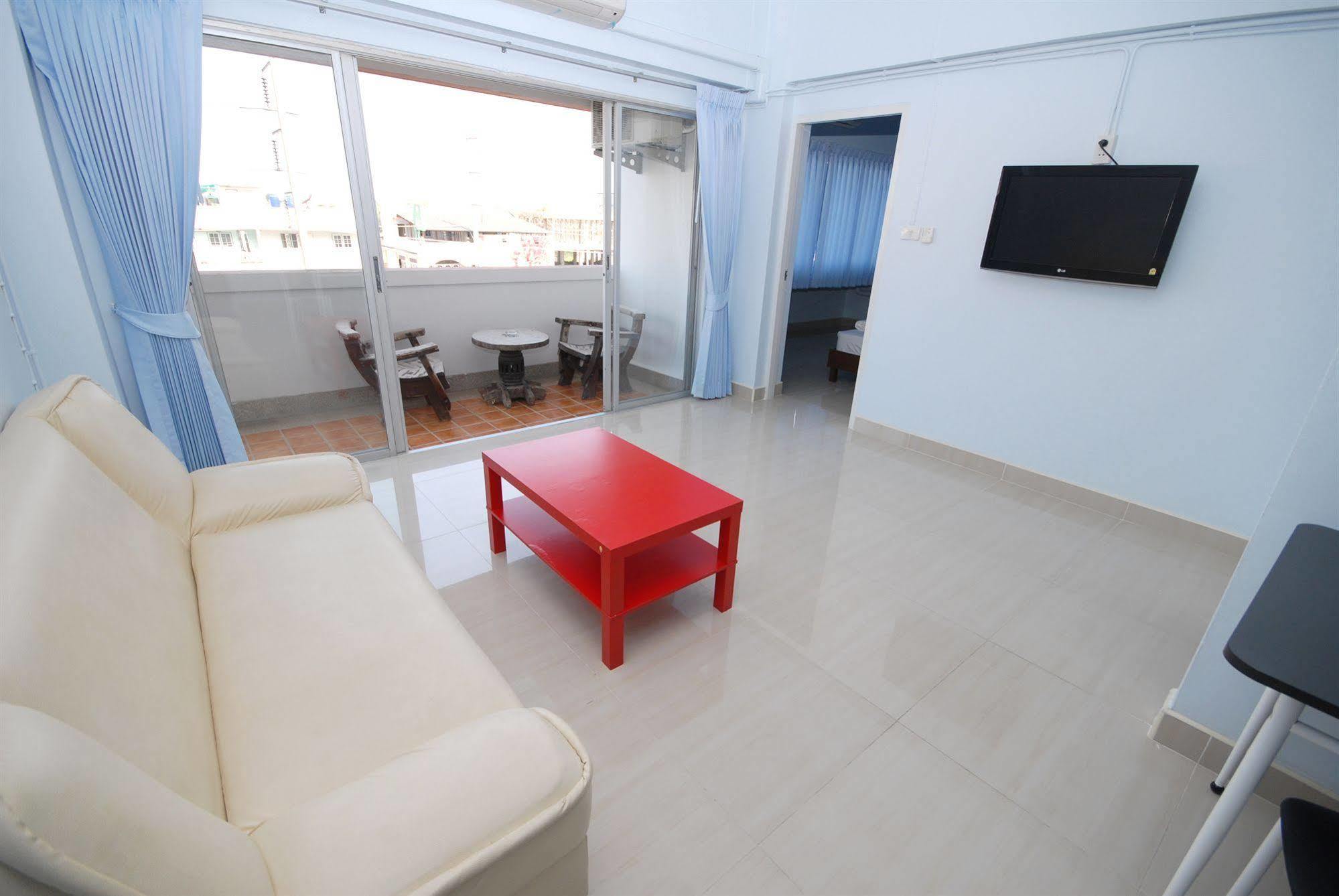 Hostel Cozy Loft Pattaya Zewnętrze zdjęcie